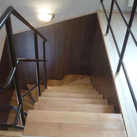 Eszter Apartmanhaz Hajdúszoboszló Exterior foto